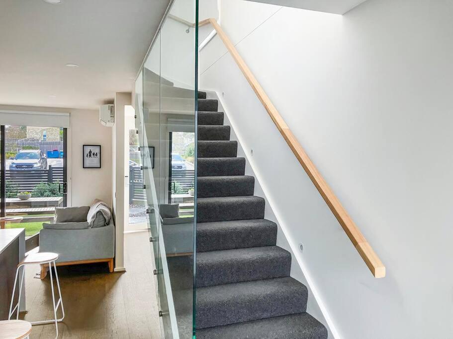 Private Room & Ensuite, In Shared Modern 2 Level Apartment - Full Use Of All Facilities Geelong Extérieur photo